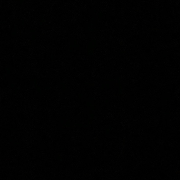 Meet your Posher, Sarah - Picture 1 of 1